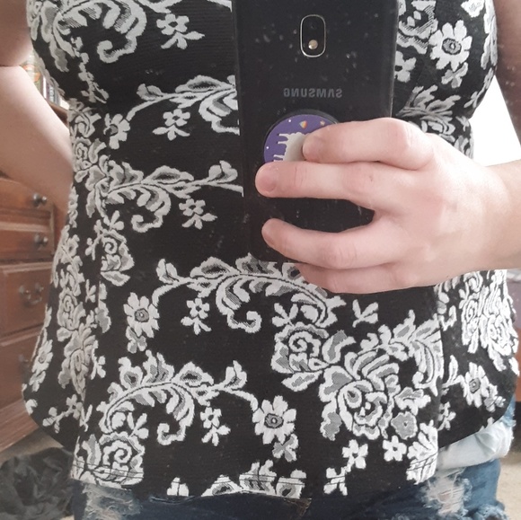 Exotic Baby Doll Top - Picture 3 of 5